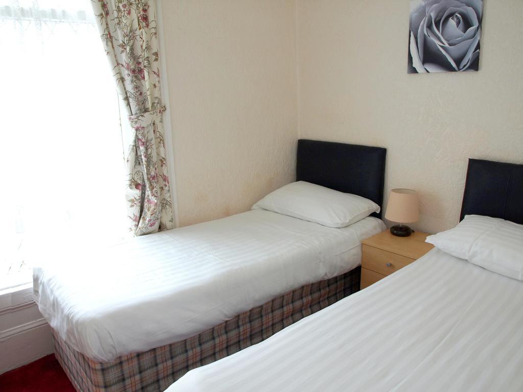 Waverley House Apartments 블랙풀 객실 사진
