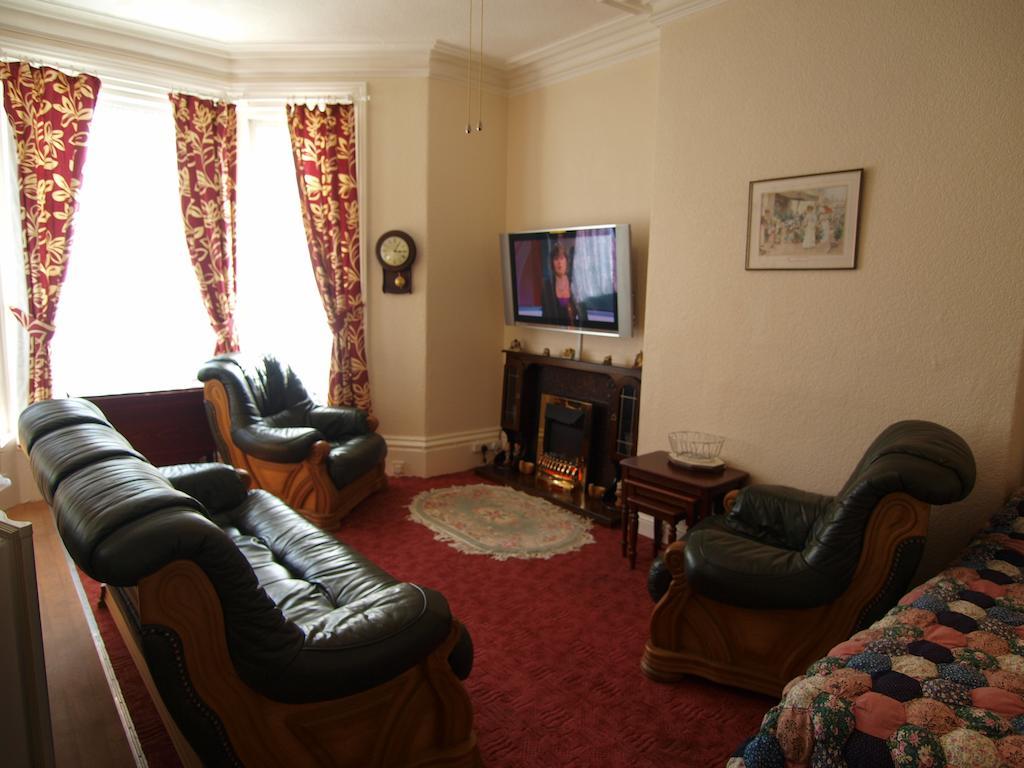 Waverley House Apartments 블랙풀 객실 사진
